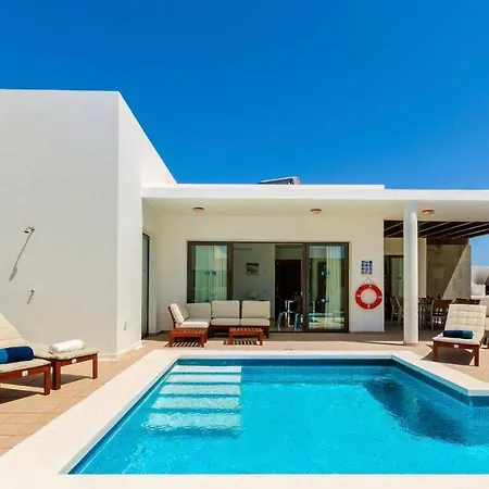 Jacks Place Playablanca Pool Villa