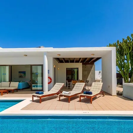 Jacks Place Playablanca Pool Villa