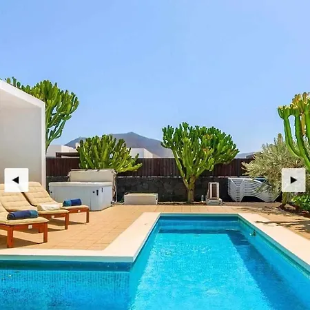 ヴィラ Jacks Place Playablanca Pool プラヤ・ブランカ
