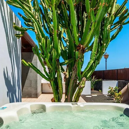 Jacks Place Playablanca Pool Playa Blanca (Lanzarote)